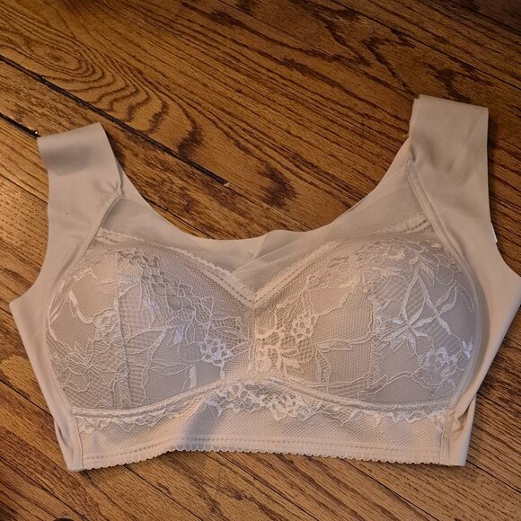 4 total : 1 NEW ZenChic Women's Lace Bra - Soft Beige 3XL - Picture 1 of 4